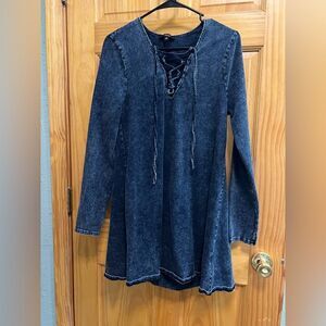 Very J size M denim mini dress